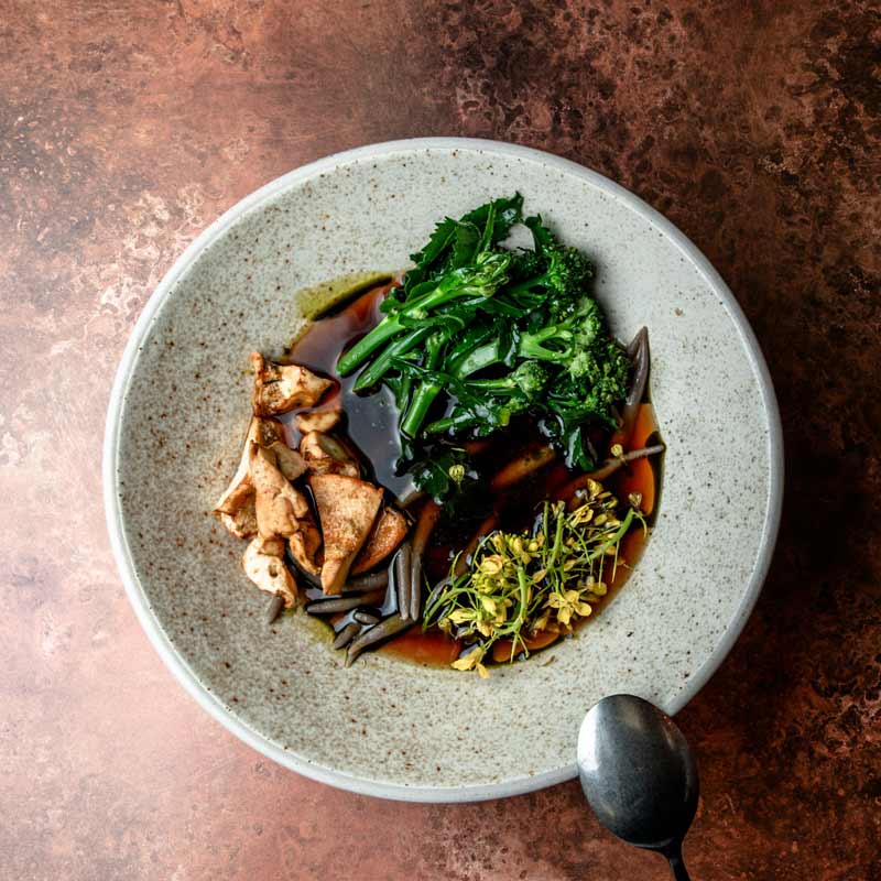 Japanisches Chawanmushi mit Seidentofu, Shiitake und Edamame – cremig und aromatisch